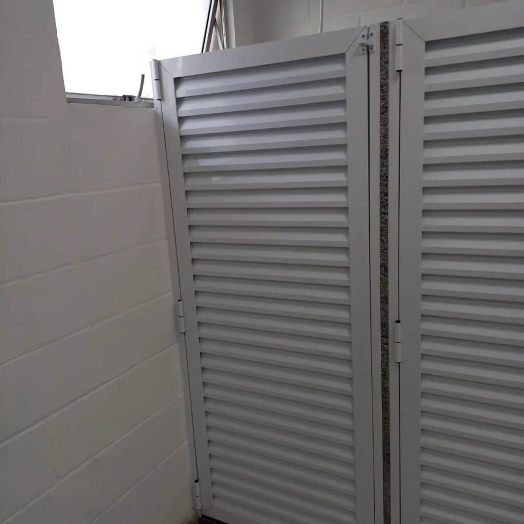 porta de alumínio esquadrias de alumínio jc vidraçaria 3